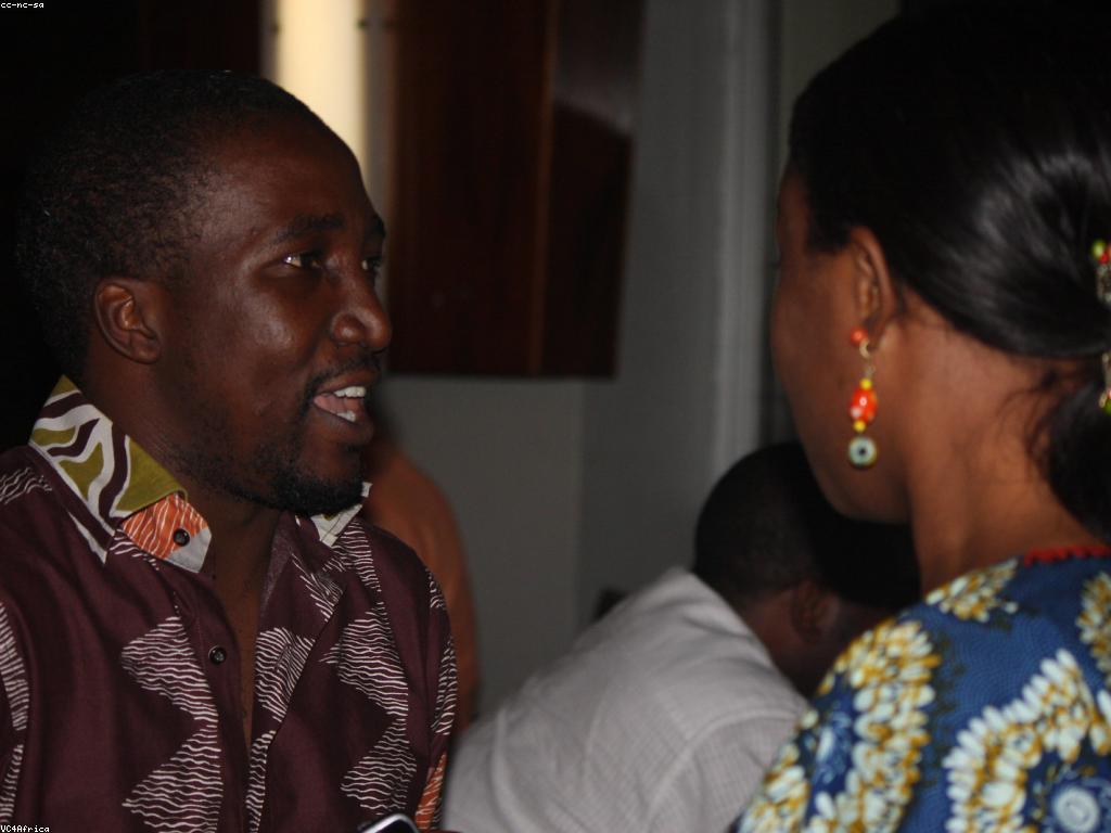 ការបង្ហាញពីឱកាស: ឱកាសក្នុងវិស័យសង្គមស៊ីវ៉ូស្រុក