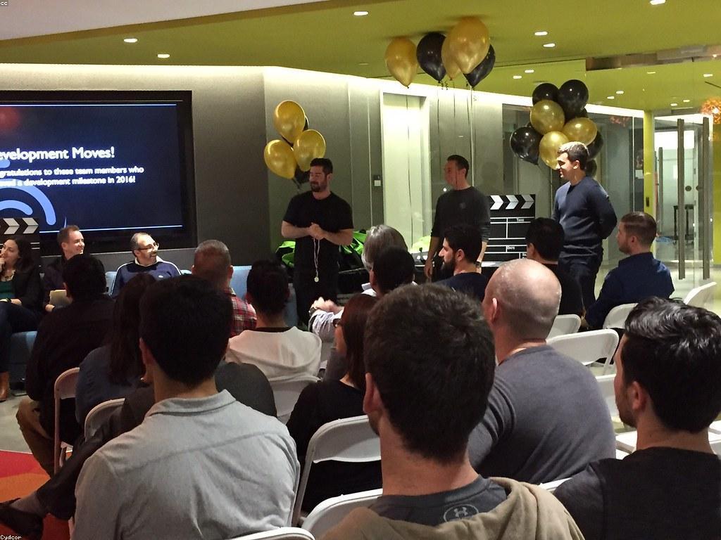 ការបង្ហាញពីឱកាស: បង្កើតអនាគតថ្មី